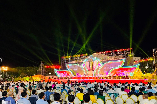 Thủ tướng dự khai mạc Festival trái cây và sản phẩm OCOP Việt Nam 2022