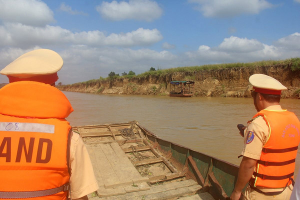 Đắk Nông: Tăng cường kiểm tra, giám sát hoạt động khai thác cát sông
