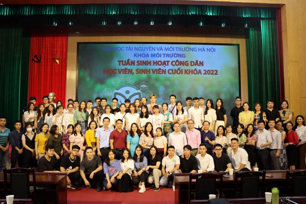 Đại học TN&MT Hà Nội trang bị kiến thức khởi nghiệp cho sinh viên cuối khóa