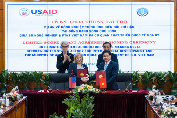 USAID tài trợ 65 triệu USD cho thích ứng biến đổi khí hậu và chống buôn bán động vật hoang dã tại Việt Nam