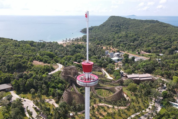Đài quan sát Mắt Đại Bàng – thu cả Hòn Thơm, Phú Quốc trong tầm mắt