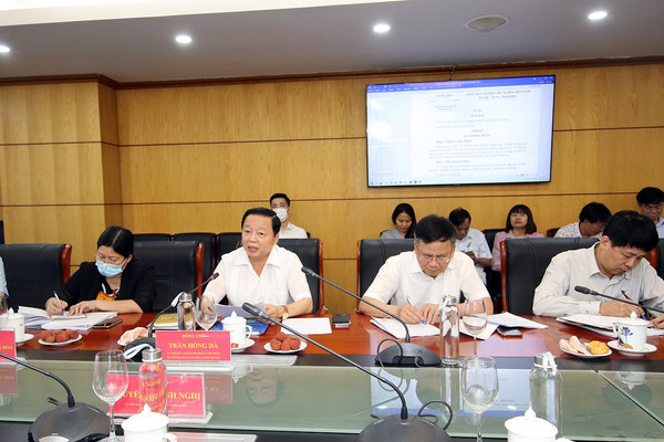 Bộ TN&MT họp với Bộ Xây dựng về hoàn thiện dự án Luật Đất đai (sửa đổi)