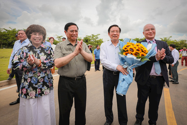 Thủ tướng Chính phủ Phạm Minh Chính và Đoàn công tác thăm, làm việc tại các Dự án của Tập đoàn TH 