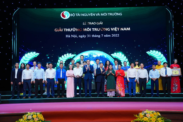 Trao Giải thưởng Môi trường Việt Nam năm 2021 và Giải thưởng Báo chí Tài nguyên và môi trường lần thứ VI