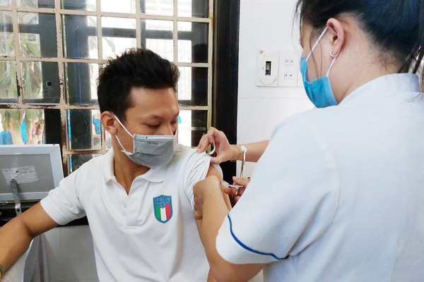 Thừa Thiên - Huế triển khai hơn 100 điểm tiêm chủng phòng dịch COVID-19