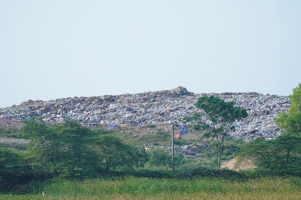 Xử lý rác thải sinh hoạt vùng cao ở miền Trung - Bài 1: Nhiều "điểm đen"  ô nhiễm 