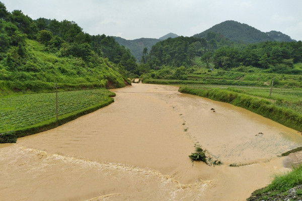 Lộc Bình (Lạng Sơn): Vỡ đập hồ chứa Khuổi Quật, chưa ghi nhận thiệt hại về người