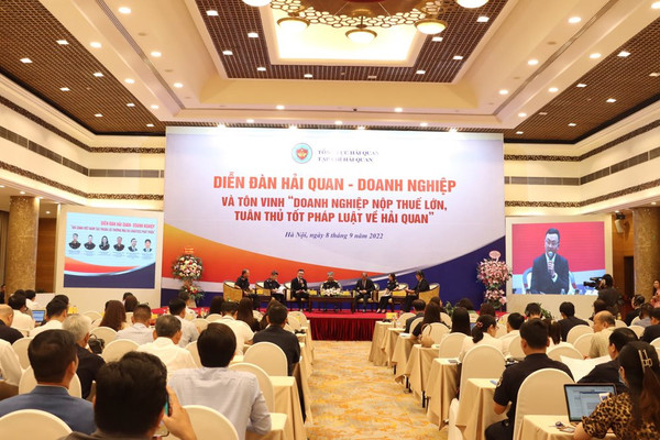 “Hải quan Việt Nam tạo thuận lợi cho thương mại và logistics phát triển”