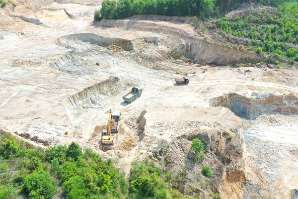 Quảng Ngãi: Sở TN&MT chỉ ra hàng loạt sai phạm ở mỏ đất của Công ty Lý Tuấn