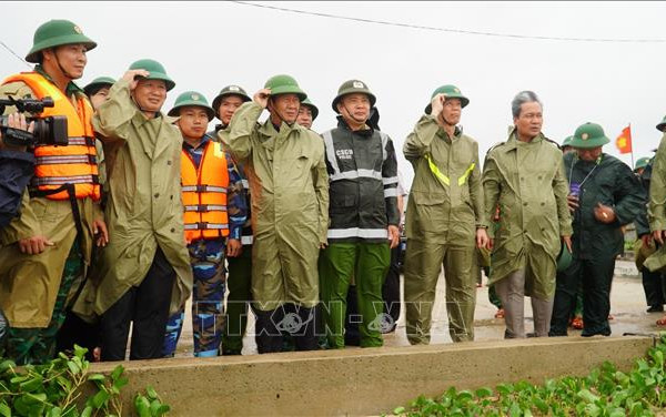 Phó Thủ tướng Lê Văn Thành kiểm tra, chỉ đạo công tác khắc phục hậu quả bão Noru