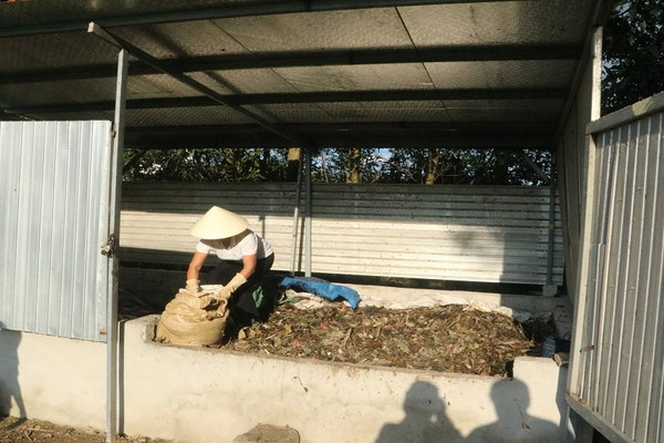 Hà Tĩnh: Biến rác thải tại chợ dân sinh thành phân vi sinh