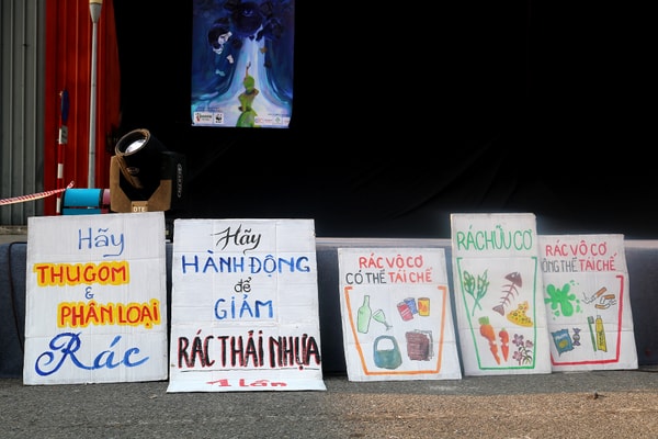 Chương trình "Nghìn năm rác nhựa" kêu gọi lối sống tiêu dùng bền vững