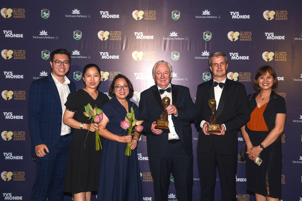 FLC Hotels & Resorts giành “cú đúp” tại giải thưởng danh giá World Travel Awards 2022