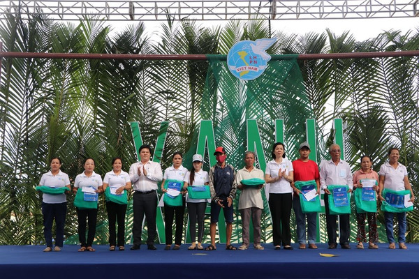 Quảng Ngãi: Tấm lưới xanh lan toả thông điệp chung tay bảo vệ môi trường biển 