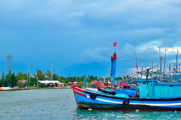 Quảng Ngãi: Ngư dân chuyển biến tích cực trong nghề biển