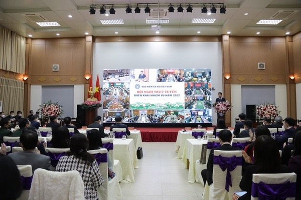 Phó Thủ tướng Lê Minh Khái giao BHXH Việt Nam triển khai 8 nhóm giải pháp trong năm 2022