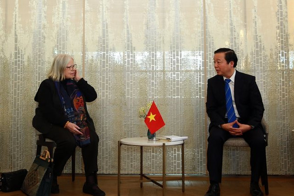 Phó Thủ tướng Trần Hồng Hà tiếp Chủ tịch Hội Hữu nghị Thụy Sĩ-Việt Nam