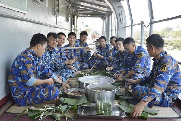 Ngày hội bánh chưng xanh của lính hải quân