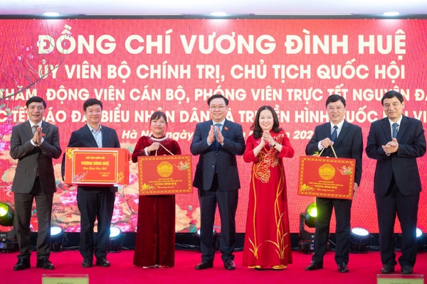 Chủ tịch Quốc hội thăm, chúc Tết Báo Đại biểu nhân dân, Truyền hình Quốc hội Việt Nam