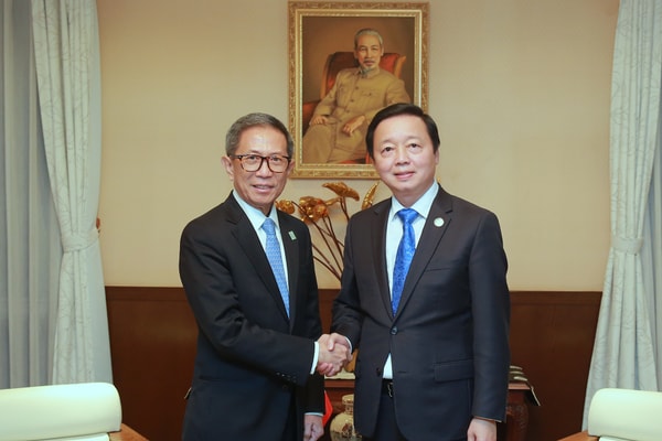 Phó Thủ tướng Trần Hồng Hà tiếp Bộ trưởng Bộ Năng lượng Philippines
