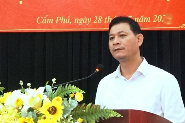 Quảng Ninh: Chủ tịch phường bị bắt vì liên quan đến việc “bảo kê” trên biển