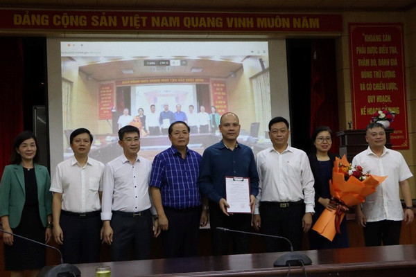 Công bố quyết định thành lập Công đoàn cơ sở Cục Khoáng sản Việt Nam