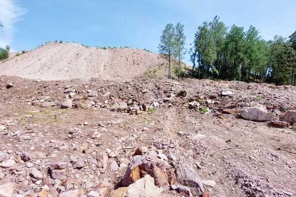 TP. Huế: Tìm “lối thoát” cho hơn 30.000 m3 đất thải ở nhà máy nước Vạn Niên