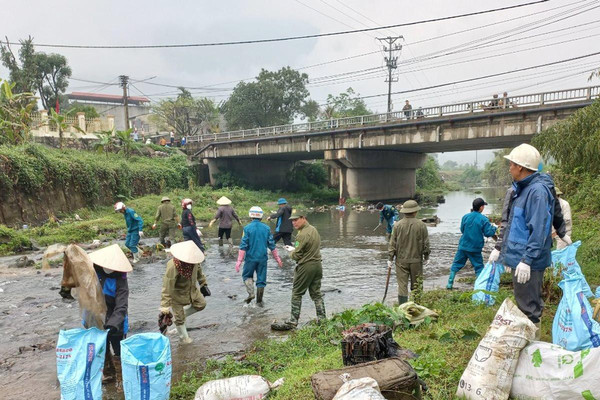 Chủ tịch UBND tỉnh Lào Cai "thúc" các địa phương thực hiện thu gom, xử lý chất thải rắn sinh hoạt