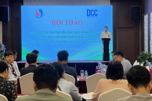 Phổ biến các quy định pháp luật về ứng phó biến đổi khí hậu tới doanh nghiệp