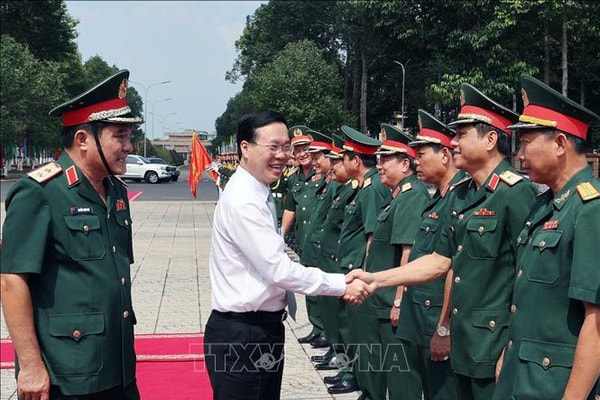 Chủ tịch nước Võ Văn Thưởng thăm và làm việc tại Quân khu 9