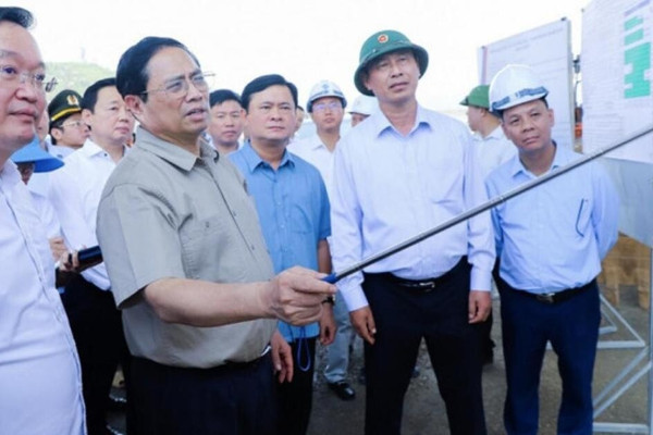 Thủ tướng Chính phủ: Cao tốc Nghi Sơn - Diễn Châu phải hoàn thành trước 2/9