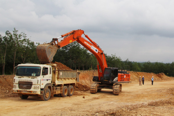 Quảng Trị: Huỷ kết quả trúng đấu giá 6 mỏ đất làm vật liệu san lấp