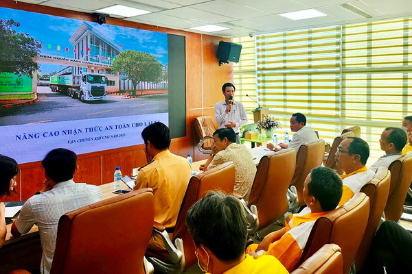 CNG Việt Nam nâng cao nhân thức an toàn cho đội ngũ nhân viên lái xe chở CNG