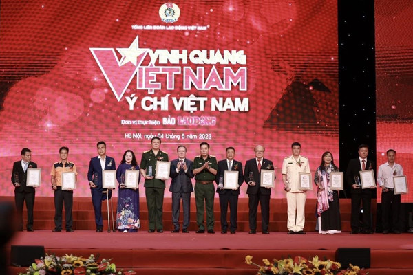 Vinh quang Việt Nam 2023: Tôn vinh 16 tập thể, cá nhân