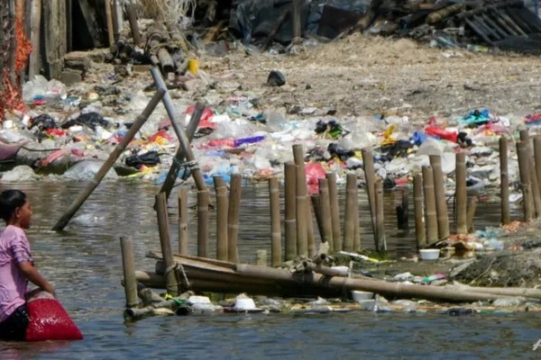 Indonesia sẽ cấm sản phẩm nhựa dùng một lần vào cuối năm 2029