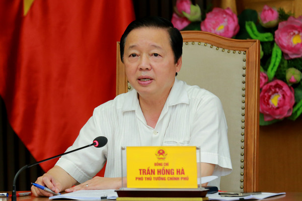 Phó Thủ tướng Trần Hồng Hà: Phải có đủ vaccine và tiêm cho trẻ sớm nhất có thể