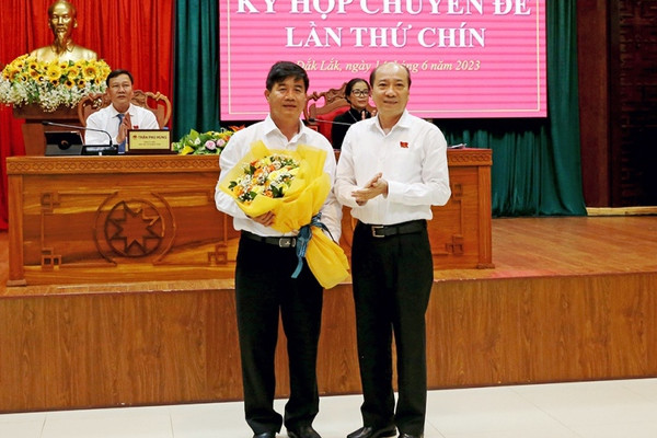 Phê chuẩn Phó Chủ tịch UBND tỉnh Đắk Lắk Nguyễn Thiên Văn
