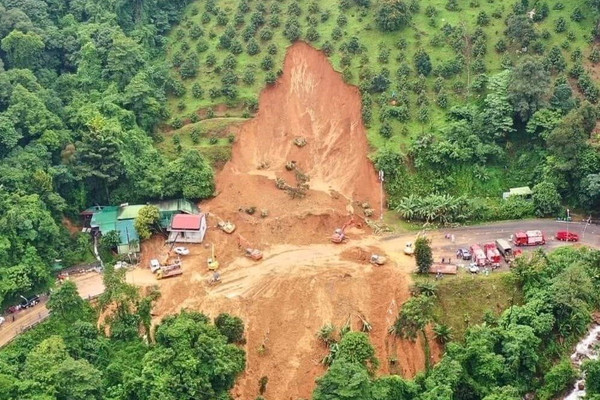 Hoạt động của con người kết hợp với mưa lớn cực đoan gây sạt lở đất nghiêm trọng tại Lâm Đồng