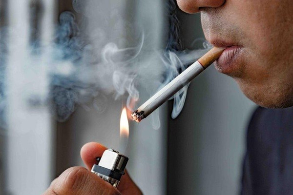 Áp thuế tiêu thụ đặc biệt lên thuốc lá mới: Cần song hành với xử phạt