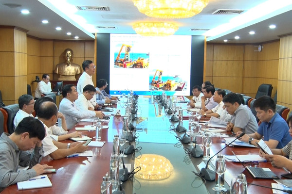Tập đoàn Dầu khí Việt Nam đề xuất khảo sát, triển khai dự án điện gió ngoài khơi