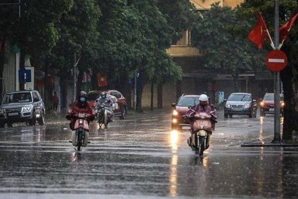 Thời tiết ngày 14/8: Ngày nắng nóng, chiều và tối có khả năng xảy ra mưa dông