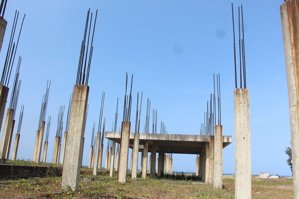 Dự án “ôm” đất vàng ven biển ở Quảng Nam rồi bỏ hoang