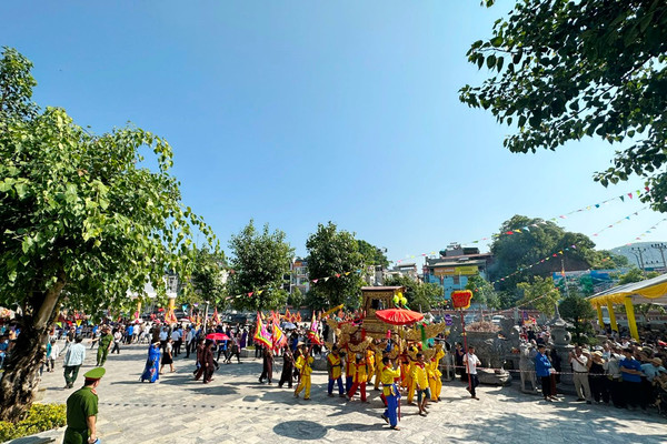 “Chuyển biến xanh” tại các lễ hội ở Lào Cai