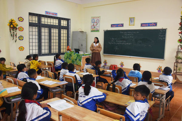 Ngăn chặn thuốc lá điện tử trong trường học: Kỳ vọng từ hướng dẫn mới của WHO