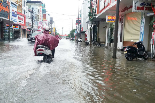 Thừa Thiên - Huế cảnh báo mưa lớn kéo dài 10 ngày tới