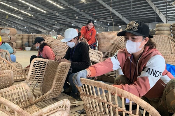Phú Yên: Kết nối việc làm bền vững cho hộ nghèo