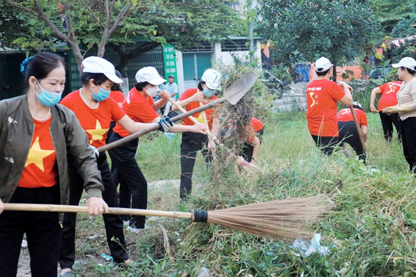 Phụ nữ Bắc Giang lồng ghép hoạt động bảo vệ môi trường