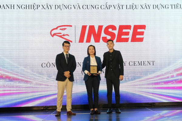 INSEE Việt Nam nhận giải thưởng Doanh nghiệp xây dựng và cung cấp VLXD tiêu biểu 2023