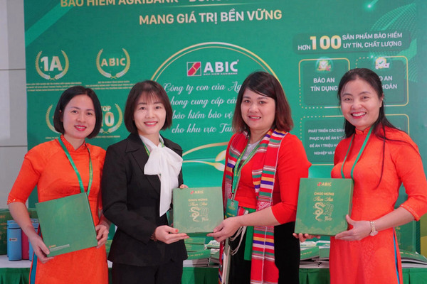 Bảo hiểm Agribank đồng hành cùng Đại hội Hội Nông dân Việt Nam lần thứ VIII