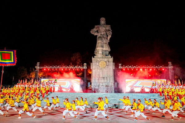 Tái hiện sinh động Lễ lên ngôi và đại phá quân Thanh của Hoàng đế Quang Trung
